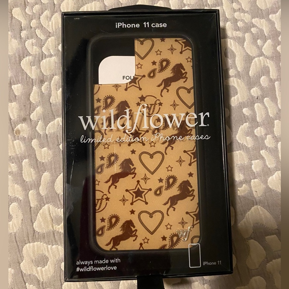 Wildflower rodeo case, fits iphone 11